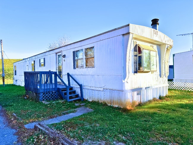 Primary Photo - 110 Herman Ln