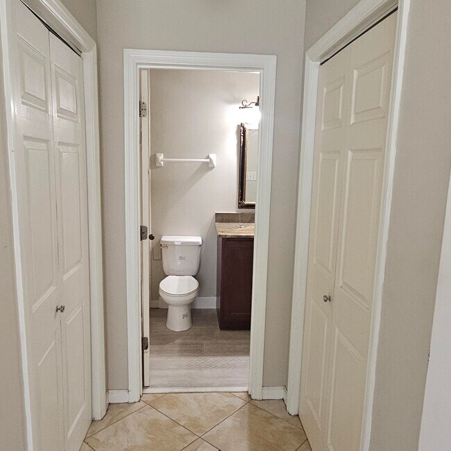 Building Photo - 200 Sandestin Ln