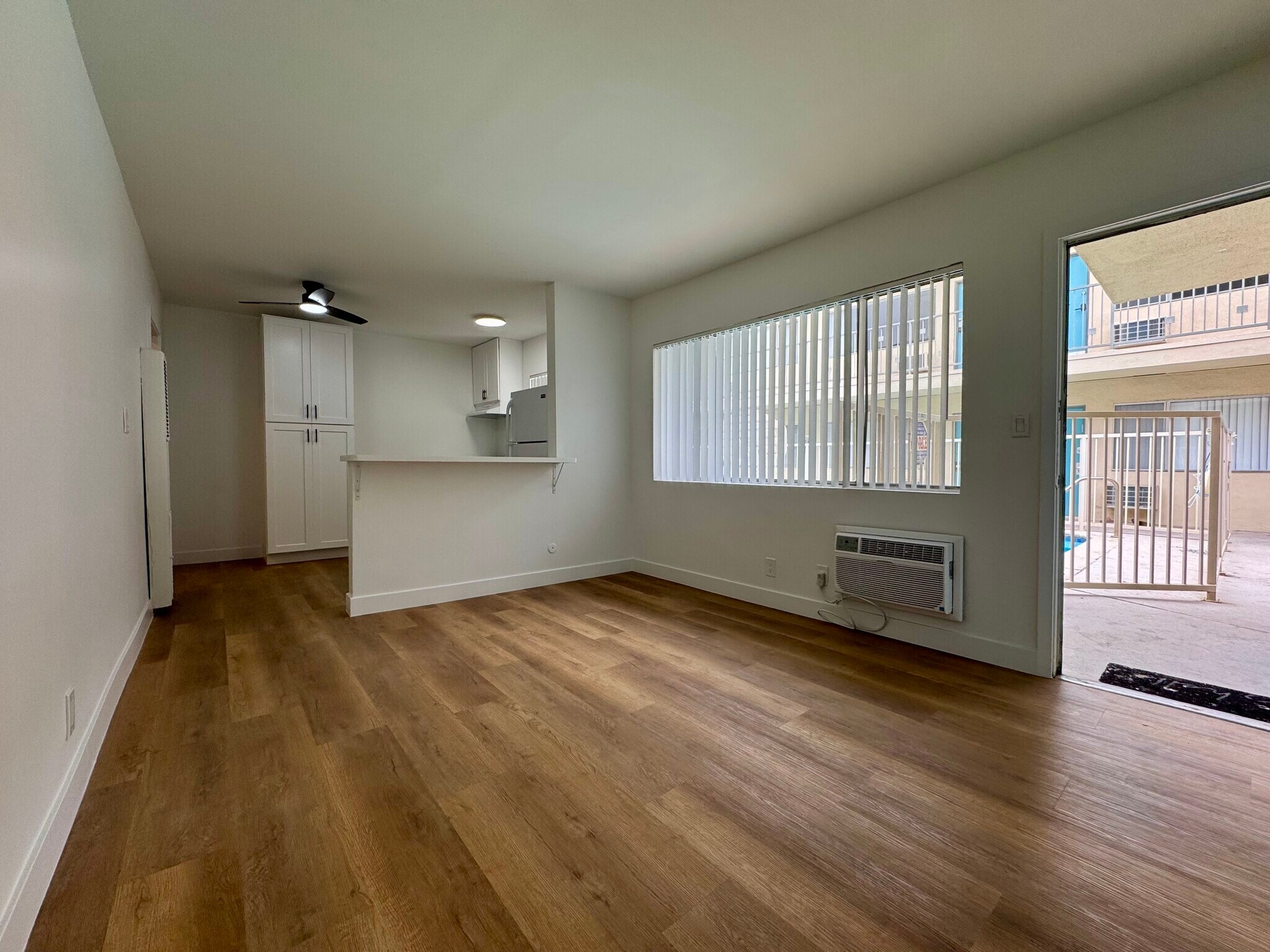 Building Photo - 1230 W 29th St
