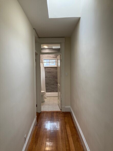 Building Photo - 36 Park Ave