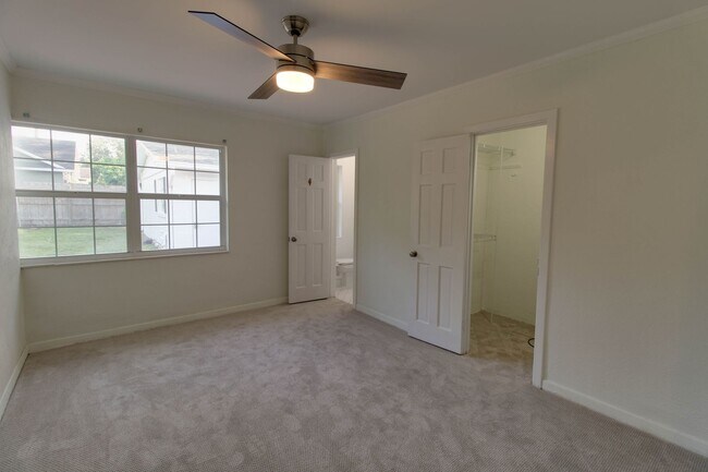 Building Photo - 1667 Mizell Ave