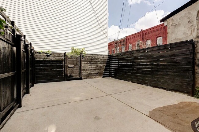 Building Photo - 1315 N 19th St