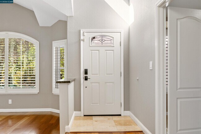 Building Photo - 313 Deepcreek Ct