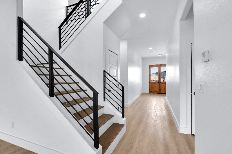 Building Photo - 212 Roy Nichols