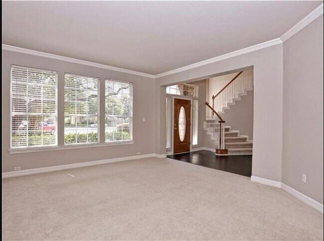 Building Photo - 15022 Galena Dr