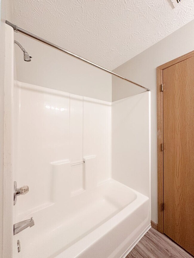 Building Photo - Spacious 2-Bed, 2-Bath Duplex with Attache...