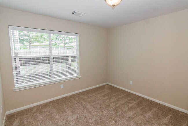Building Photo - 5131 Birch Manor Ln