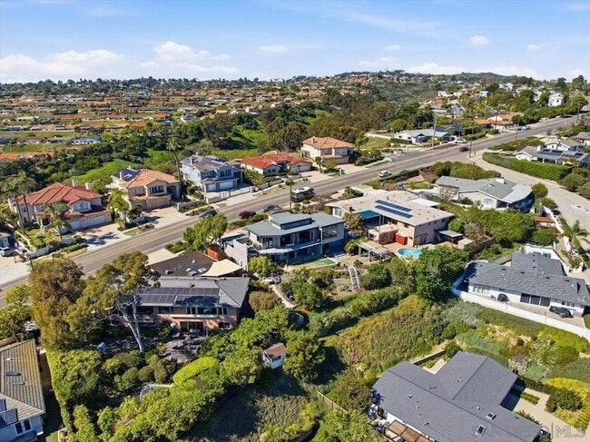 Building Photo - 5447 Soledad Rd