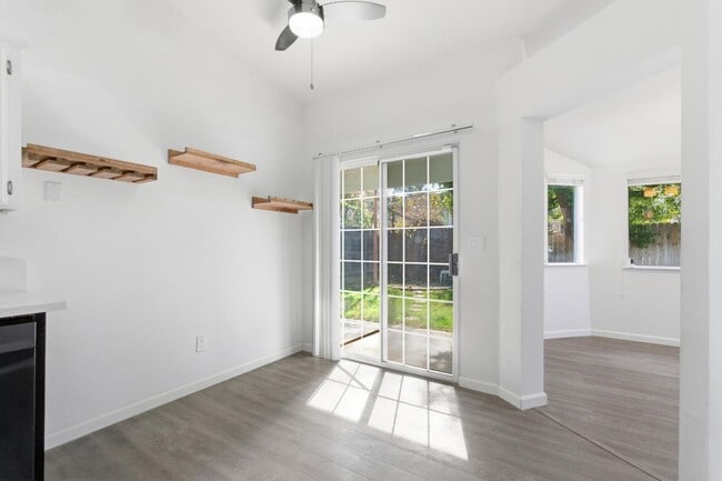 Building Photo - 3345 W Stuart Ave