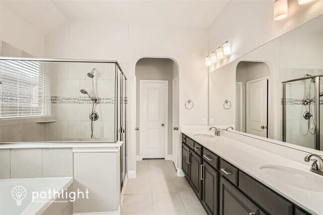 Building Photo - 725 Bosley Drive, Fate, TX, 75087