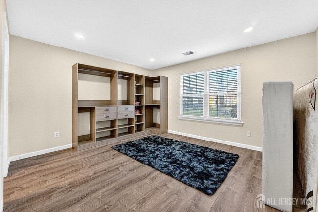 Building Photo - 2406 Bayhead Dr