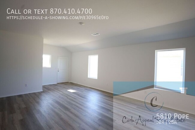 Building Photo - 5810 Pope-