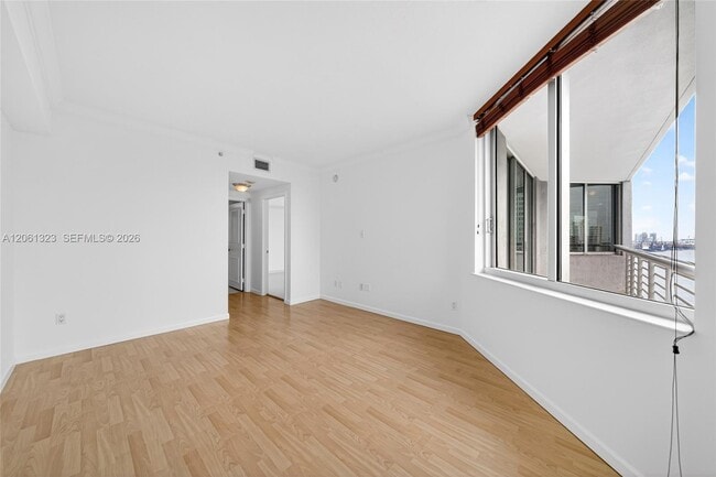Building Photo - 325 S Biscayne Blvd