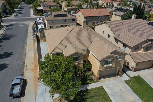 Building Photo - 26400 Castle Ln