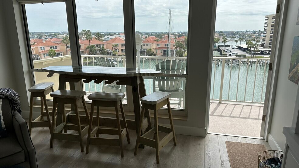 Building Photo - 1621 Gulf Blvd