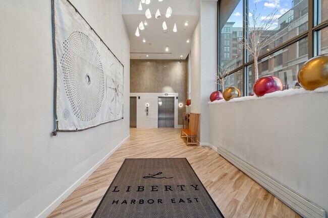 Building Photo - 1330 Lancaster St