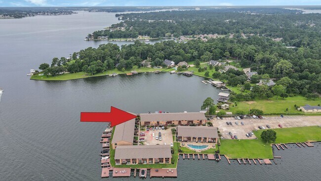 Primary Photo - 801 River Rd