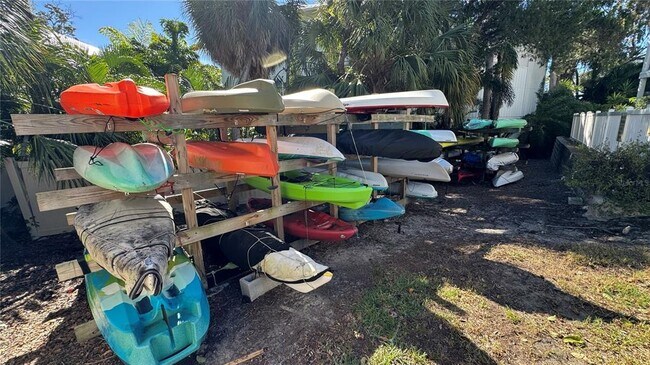 Building Photo - 850 S Tamiami Trl