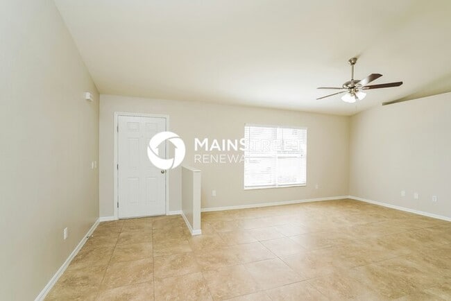 Building Photo - 820 SW 11th Pl