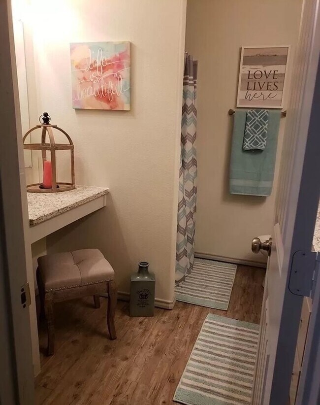 Building Photo - Rare 4 Bedroom Available 10/14/24 In Frenship