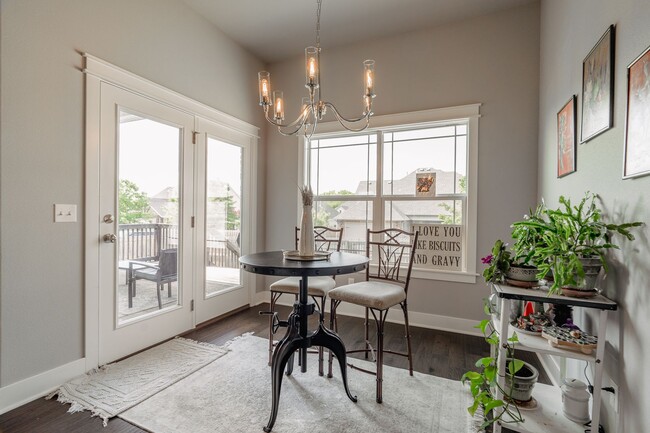 Building Photo - Immaculate 4 Bedroom Home with in Riverwal...