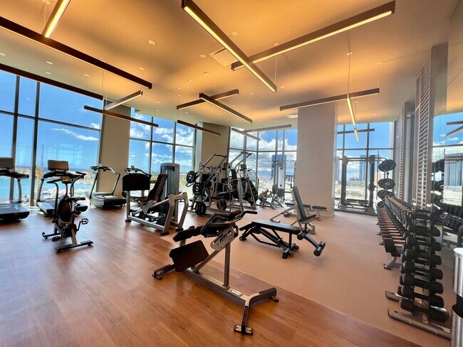 Building Photo - Well Maintained 1 Bed, 1 Bath, 1 parking i...