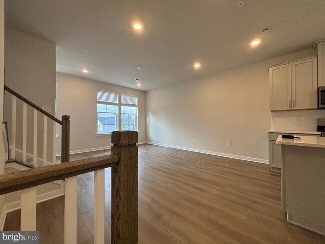 Building Photo - 130 Abramo Victor Dr