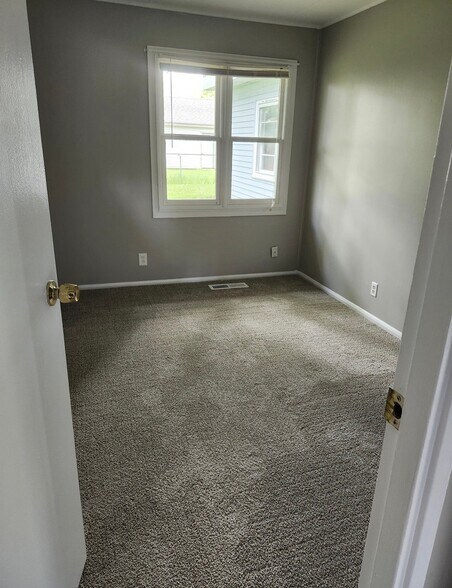 Building Photo - 2707 Ridge Ave