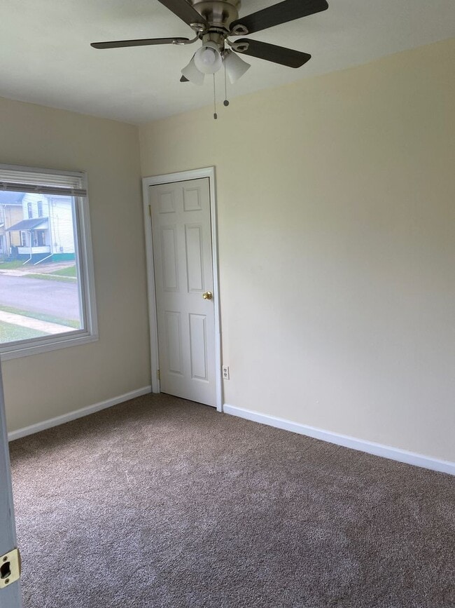 Building Photo - 311 Abbey St.