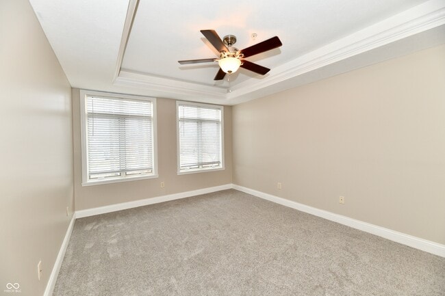 Building Photo - 8555 One W Dr