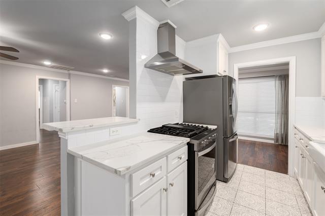 Building Photo - 6933 Wake Forrest Dr