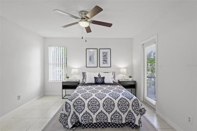 Building Photo - 4037 Crockers Lake Blvd