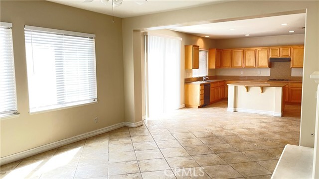 Building Photo - 6562 Emerald Downs St