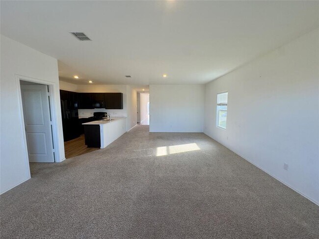 Building Photo - 511 Halfmoon Dr