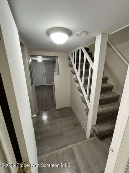 Building Photo - 15 Amity Ct