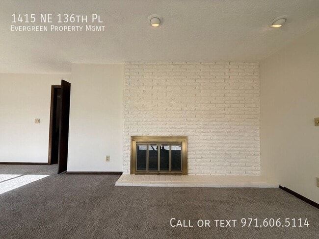 Building Photo - 1415 NE 136th Pl