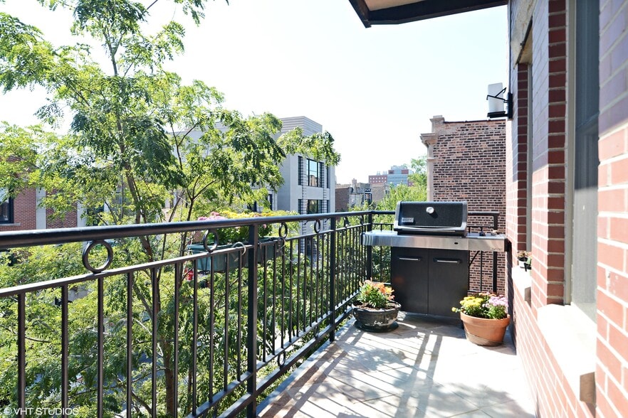 Building Photo - 1408 W Taylor St