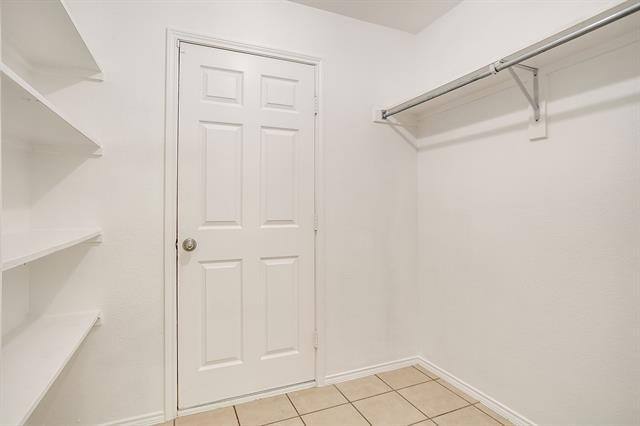 Building Photo - 10633 Lipan Trail