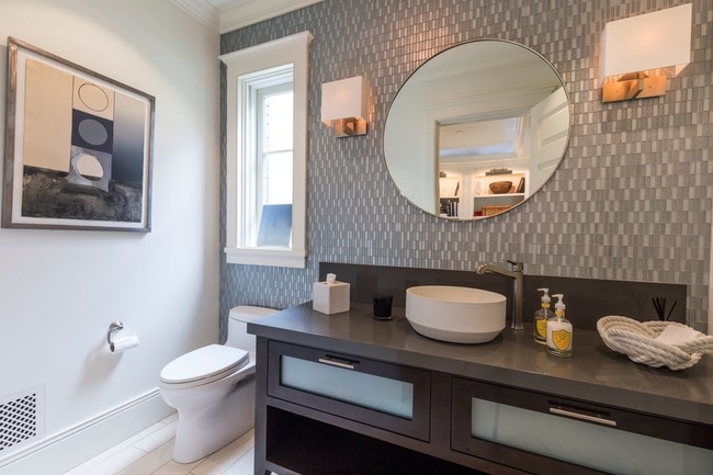 Building Photo - 119 Malibu Colony Rd