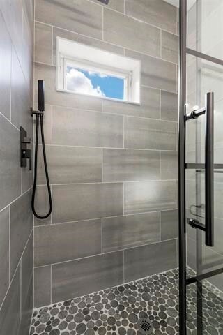 Building Photo - 201 Lincoln St