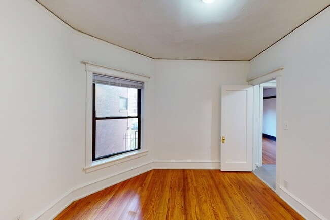 Floorplan - 5474-5480 S. Hyde Park Boulevard