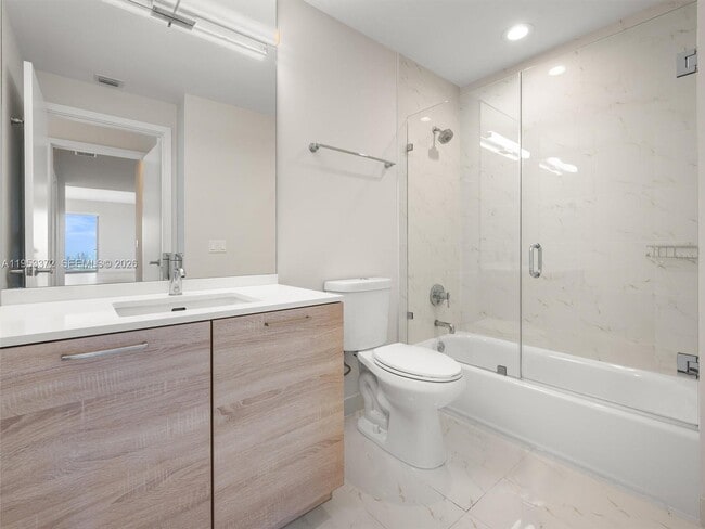 Building Photo - 16385 Biscayne Blvd