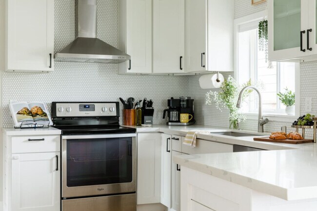 Building Photo - 7947 10th Ave SW