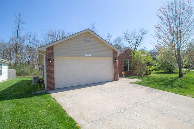 Building Photo - 1524 Bodie Dr