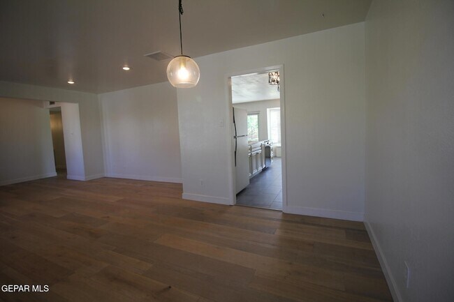 Building Photo - 19014 Armington Dr