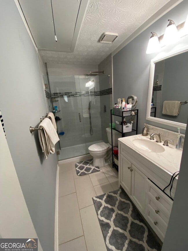 Building Photo - 3405 Jones Ferry Ln