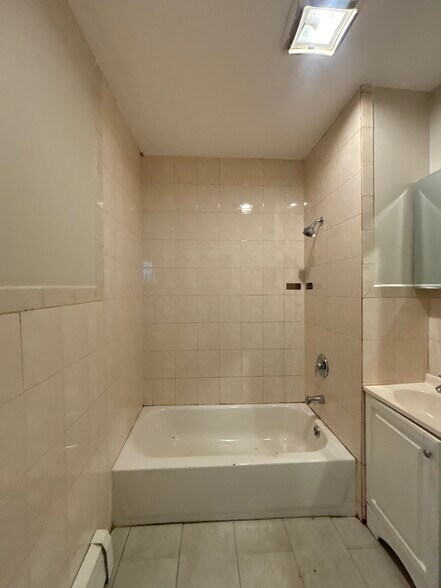 426 S 17th St 3 - 424 S 17th St