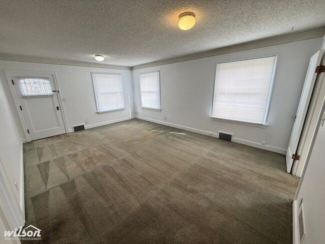 Building Photo - 1522 Browne Ave