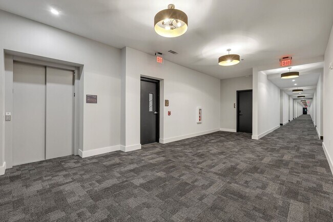 Building Photo - 567 Ponce De Leon Ave NE