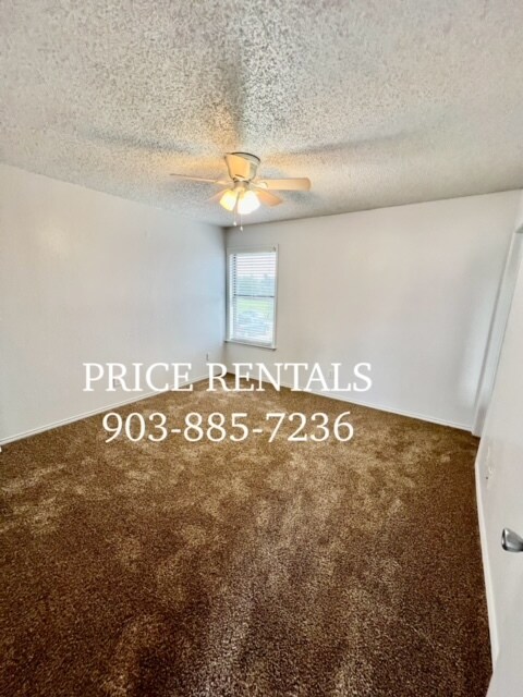 Building Photo - 475 Industrial Dr W